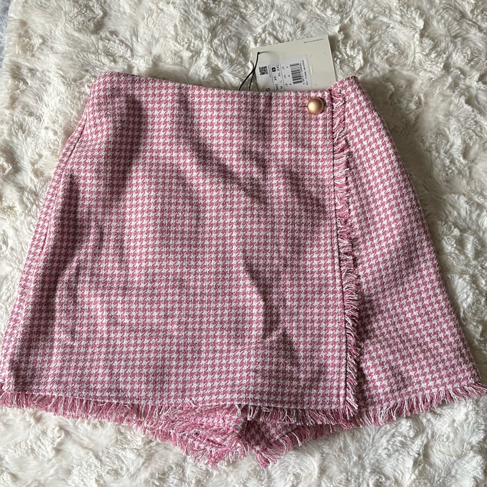 Pink Houndstooth Women Skort